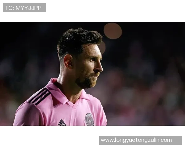 足球历史十位最伟大球星盘点他们的传奇成就与影响力