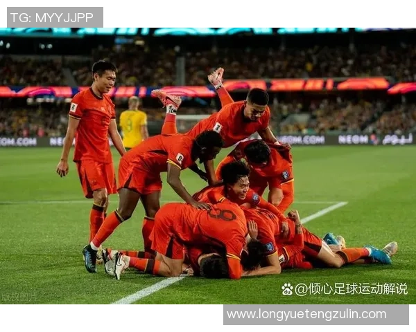 足球场上的风采与激情 展现球星帅气瞬间的无限魅力 足球场上的风采与激情 展现球星帅气瞬间的无限魅力