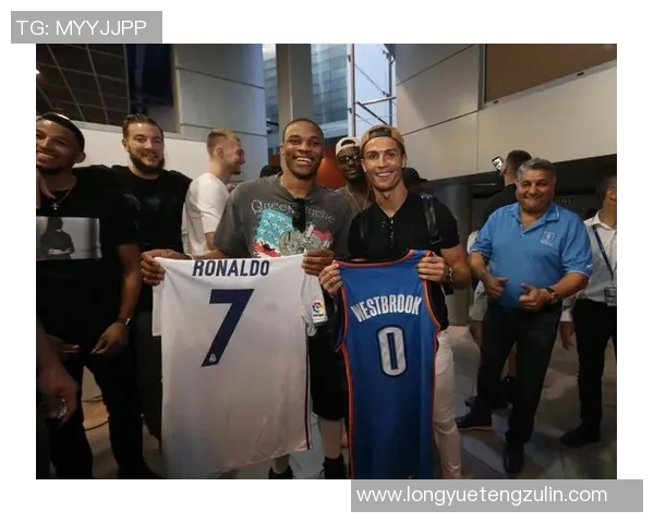 足球球星携手明星嫁娶风潮背后的爱与事业双重考量